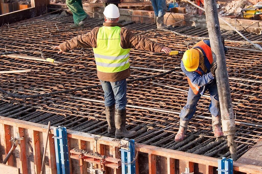 Доставка бетона М350 бетононасосом в Химках