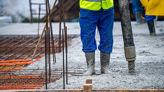 заливка плиты фундамента